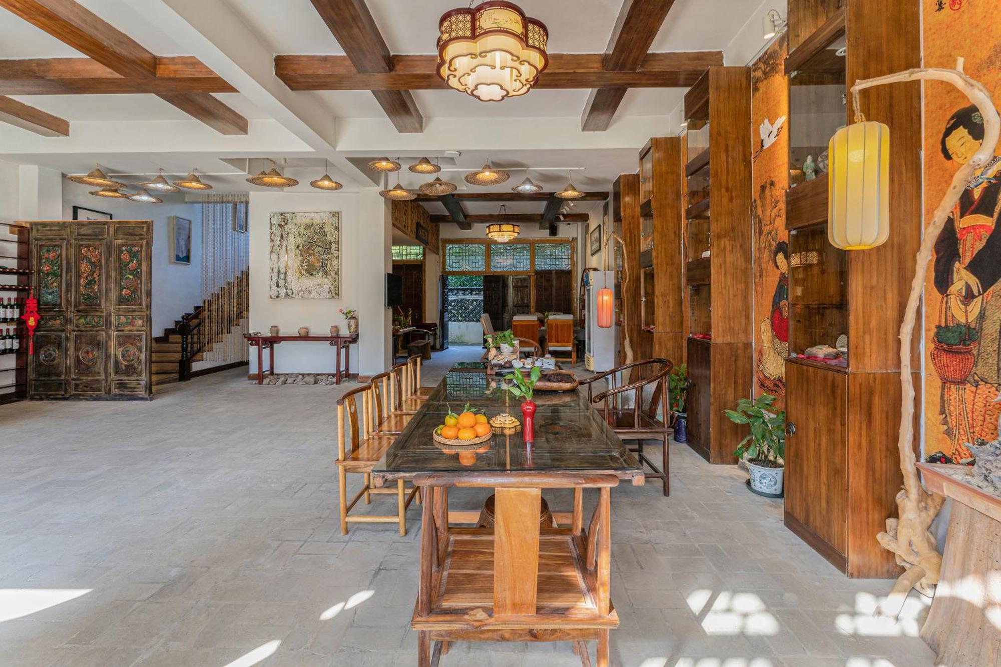 Leisure Courtyard Hotel Yangshuo-Free Shuttle Bus To Yangshuo Station Stay 2 Nights One Way エクステリア 写真